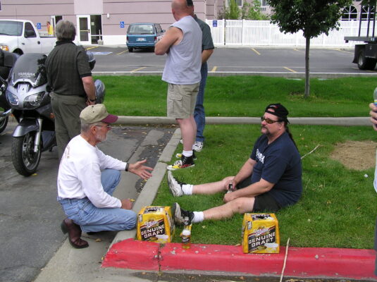 Curbside hangout