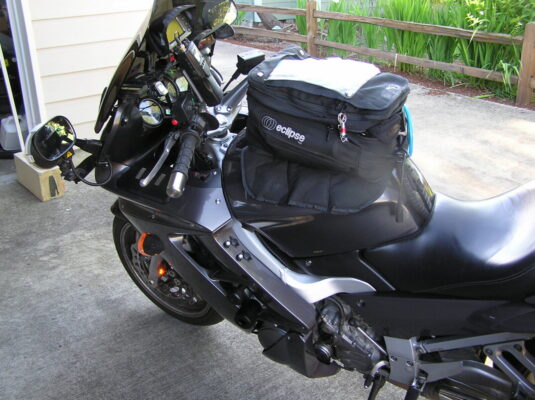 Tank bag mounted